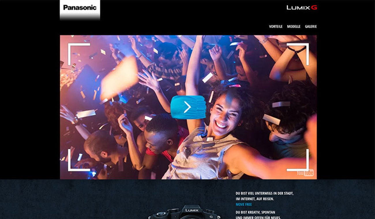 Screenshot einer Kamera-Website mit Partybild und Texten wie „MOVE FREE“, „VORTEILE“, „MODELLE“ und „GALERIE“, dazu ein Kameramotiv unten.
